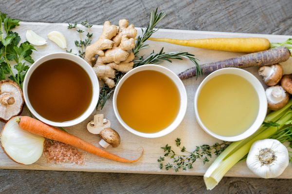 jeune-geneve-se-reposer-jeunant-guerir-microbiote-intermittent-nutrition-sonotherapie-diete-alimentation-jeuner-mediation-yoga-sejours-bains-sonores-spa-etude-chuv-randonnee